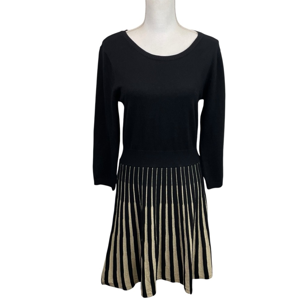 Fortune Ivy | Black Open Back Gold Sweater Dress New